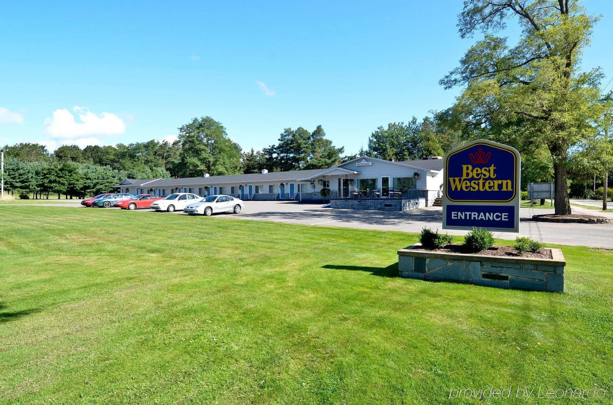 Aurora Inn Kingston Dış mekan fotoğraf